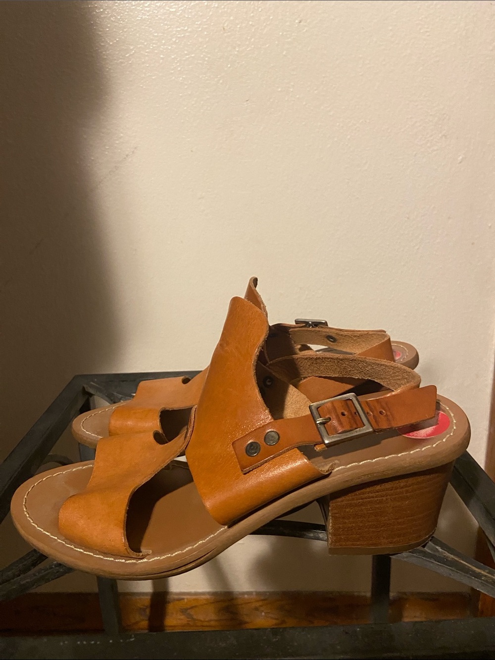 Women's Size 6 Barbara Barbieri Tan Leather Open-Toe Block Heel Sandals